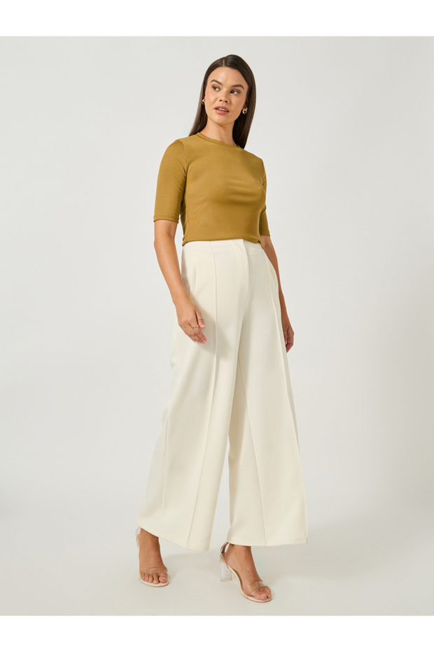 تي شيرت سادة بقصّة عادية ورقبة دائرية - 2