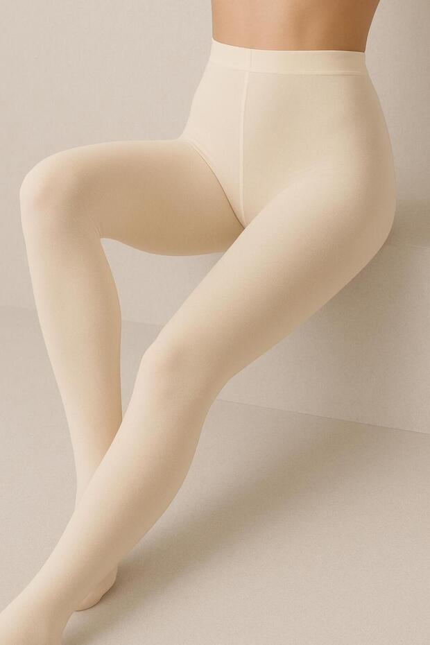 Women's Medium Thick Seasonal 40 Den Opaque Matte Vanilla Pantyhose