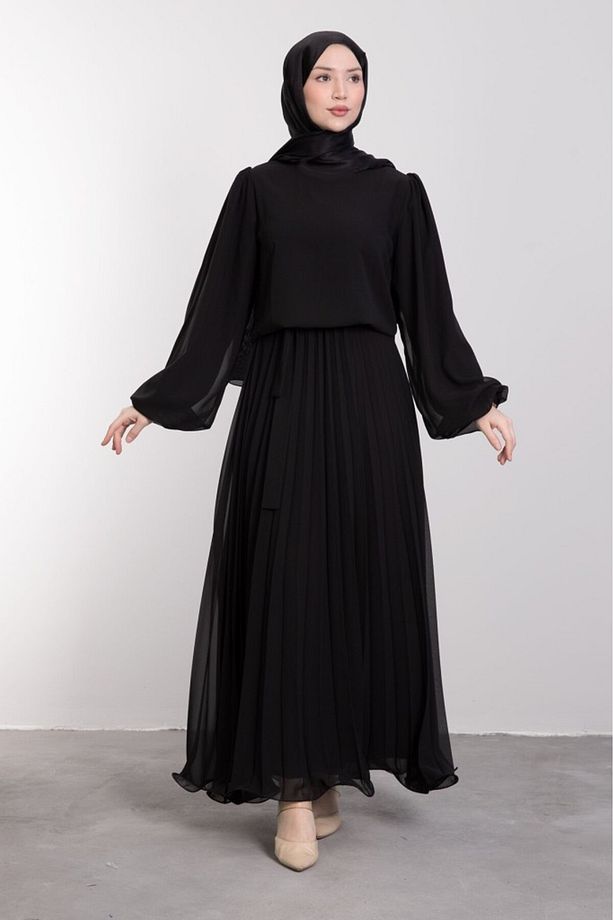 Şifon Minimalist Piliseli Tesettür Elbise Siyah - 2