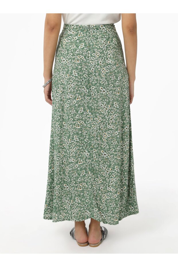 تنورة لزجة منقوشة بالزهور الصغيرة - رفقة - 6