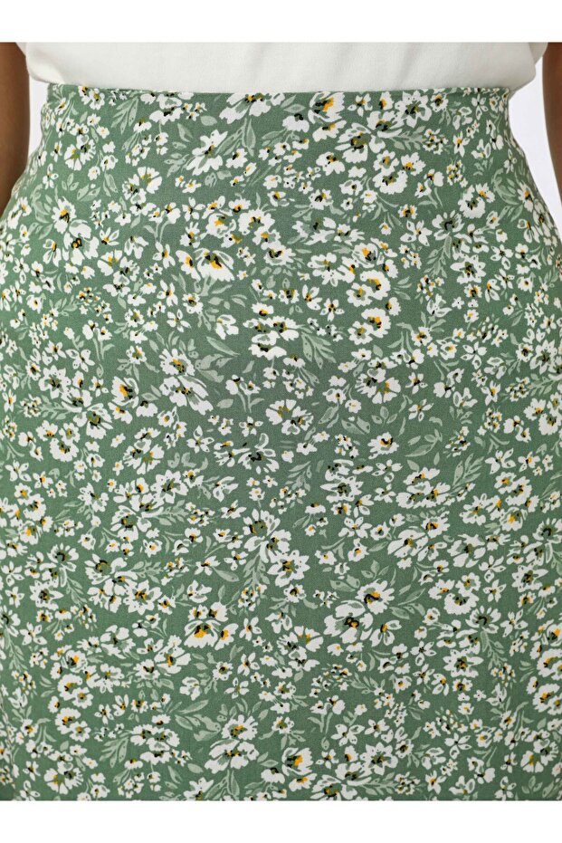 تنورة لزجة منقوشة بالزهور الصغيرة - رفقة - 4