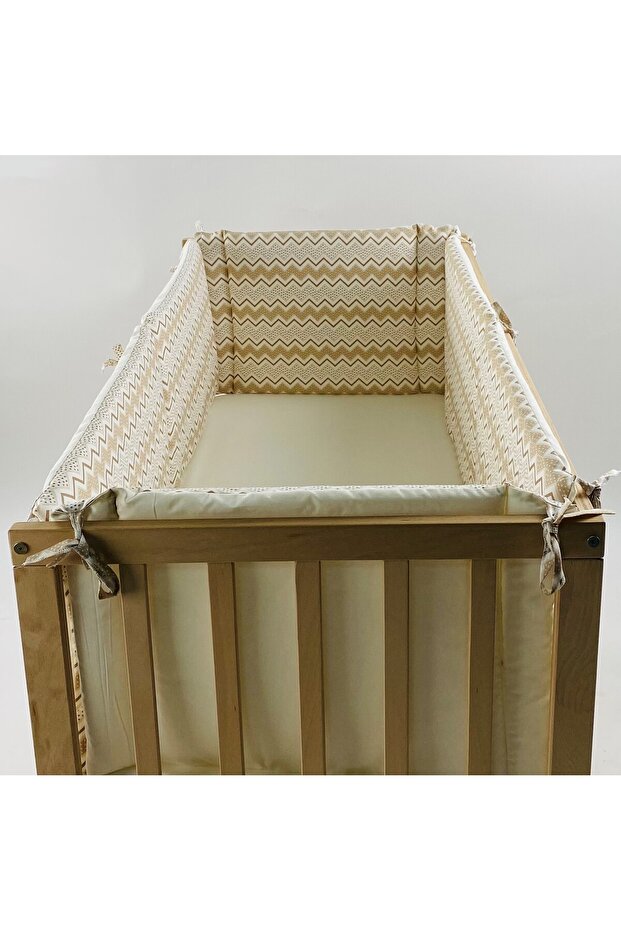 60X120 cm Brown Zigzag Patterned Crib Mattress Protector Textile