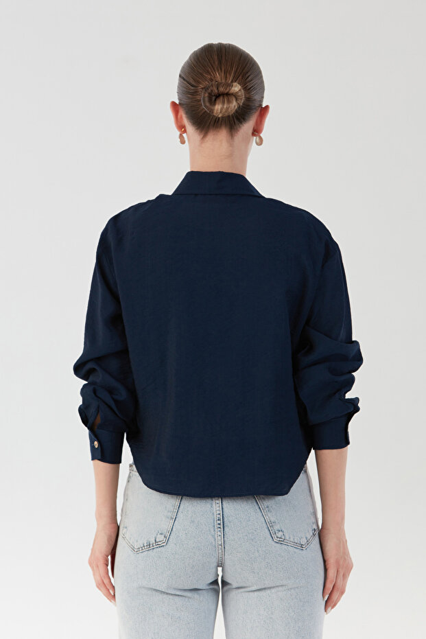 Basic Body Detaylı Kolyeli Gömlek - 6