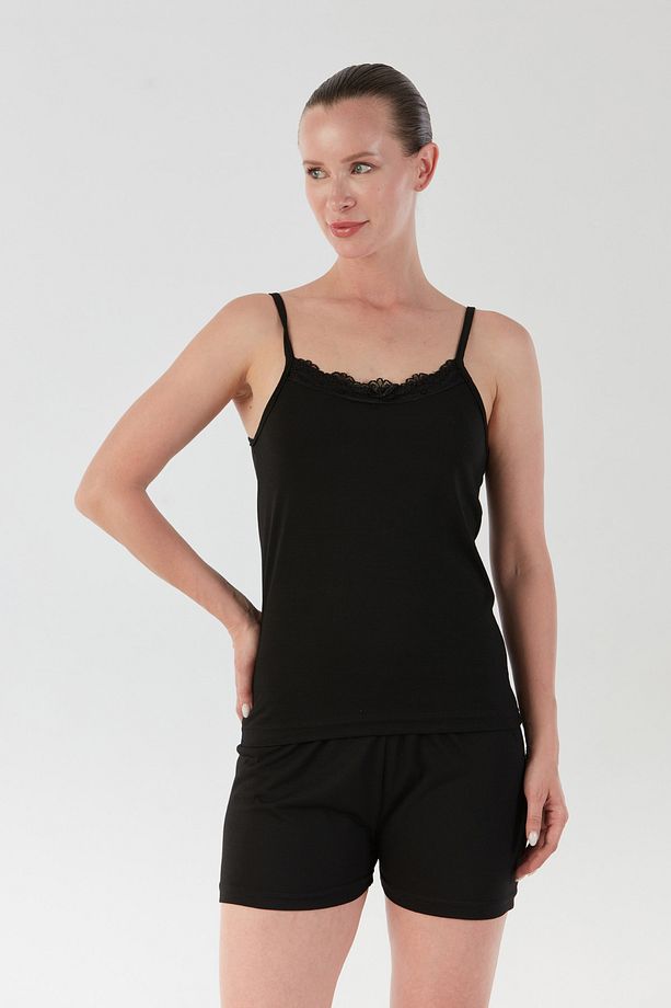 Dantelli Şortlu Pijama Takımı - 3