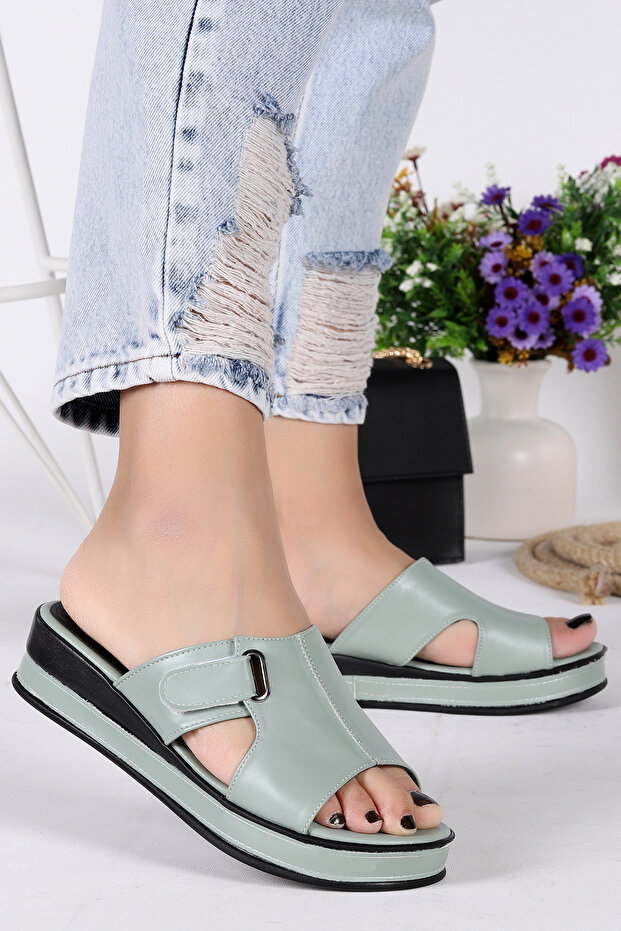 Plt 164 - Velcro Daily Women's Slippers