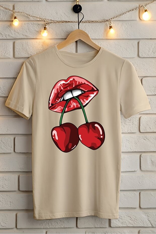 Cherry Lip Print Oversize T-Shirt