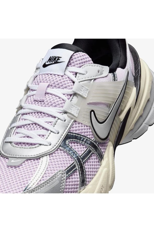 W NIKE V2K RUN - 8