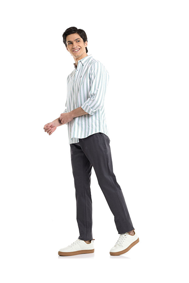 Solid Slim Fit Trousers with Button Closure