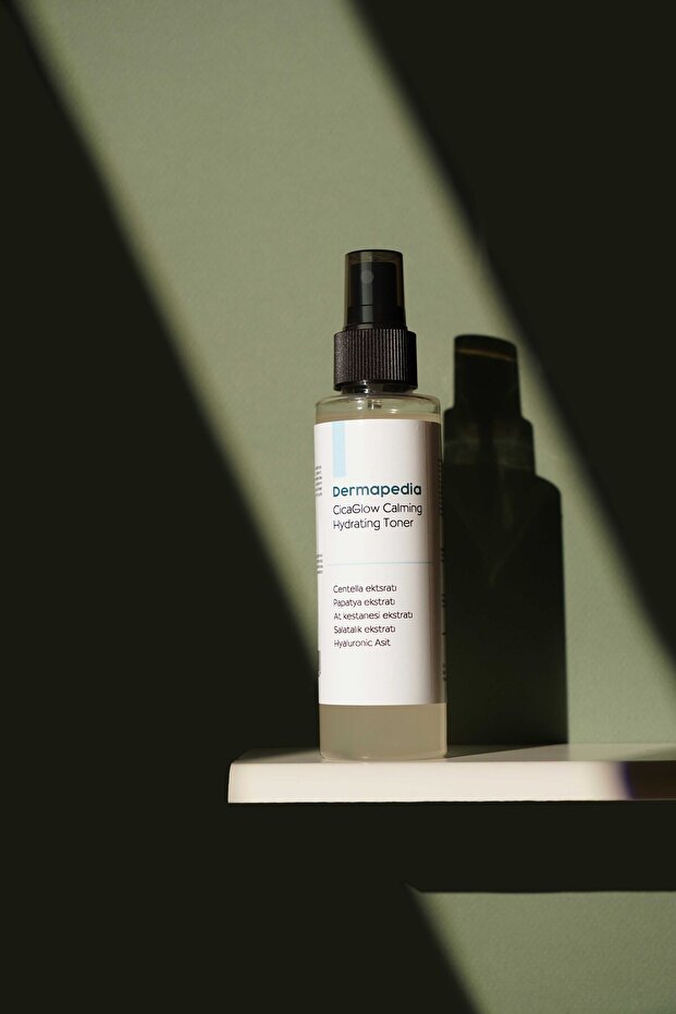 CicaGlow Calming & Hydrating Toner - 3