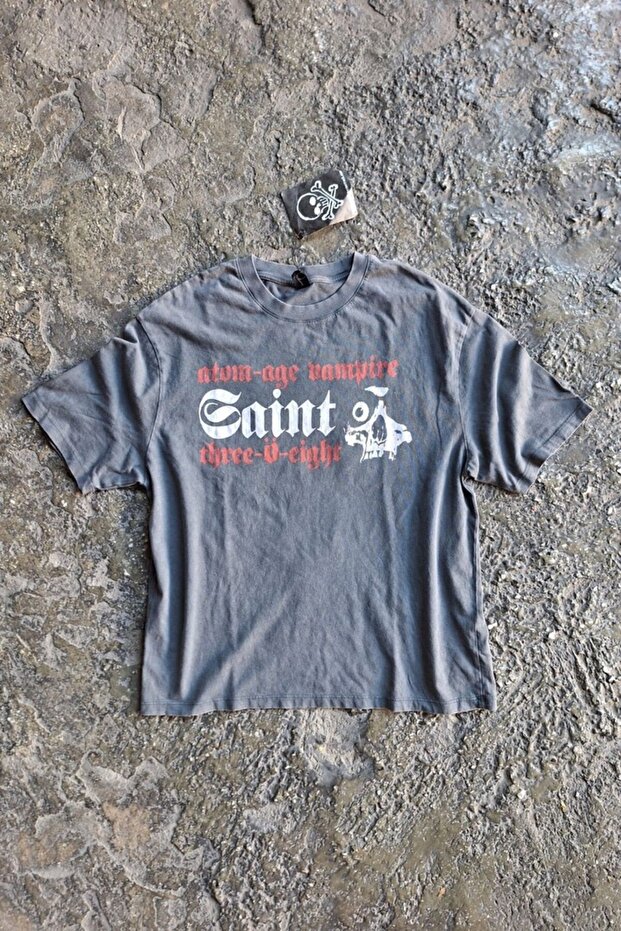 تي شيرت Atom Age Vampire منقوش كبير الحجم - 2