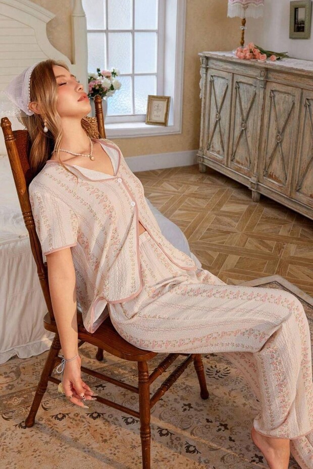 Romantic Soft Buttoned Summer Pajama Set - 4