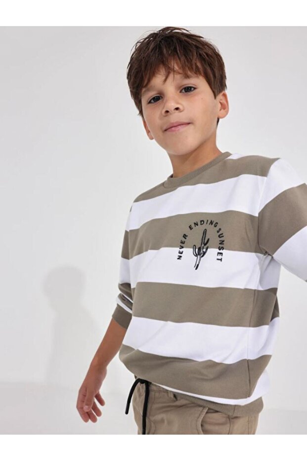 Boy's Pullover 6440 - 1