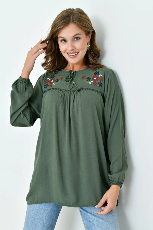 Lifera Şile Fabric Embroidered Mother Blouse
