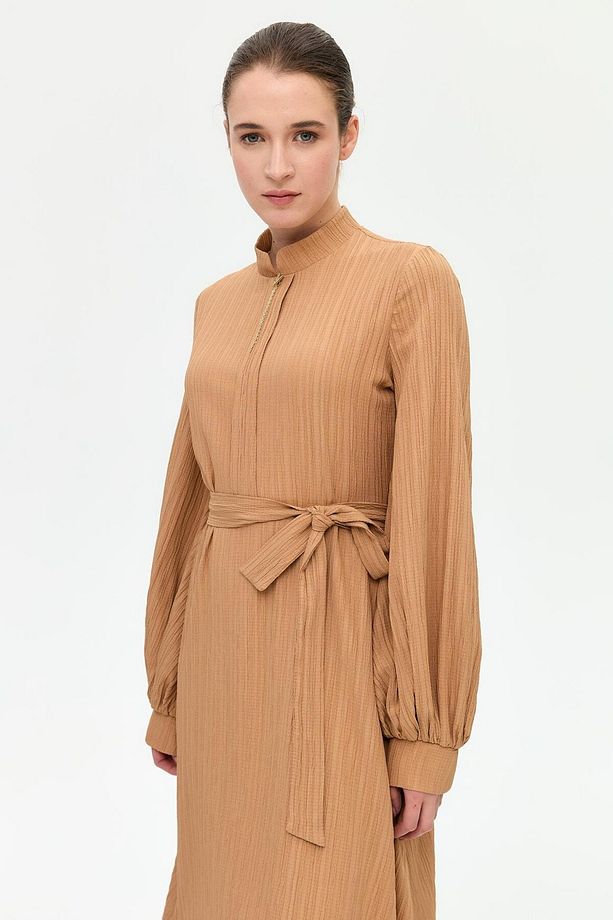 Kolye Detaylı Kloş Elbise Camel - 6