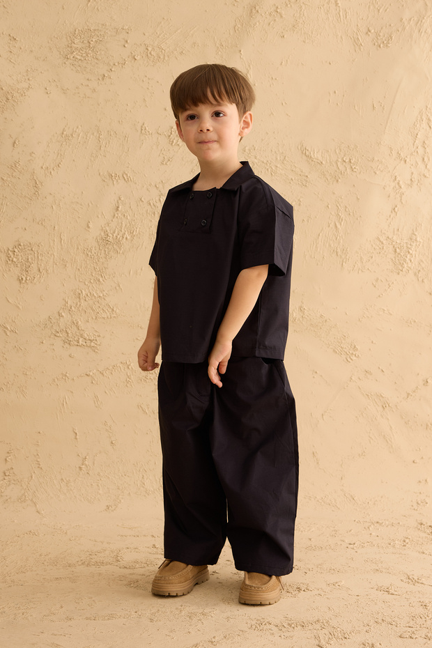 قميص مزدوج الأزرار باللون الأزرق الداكن - 1