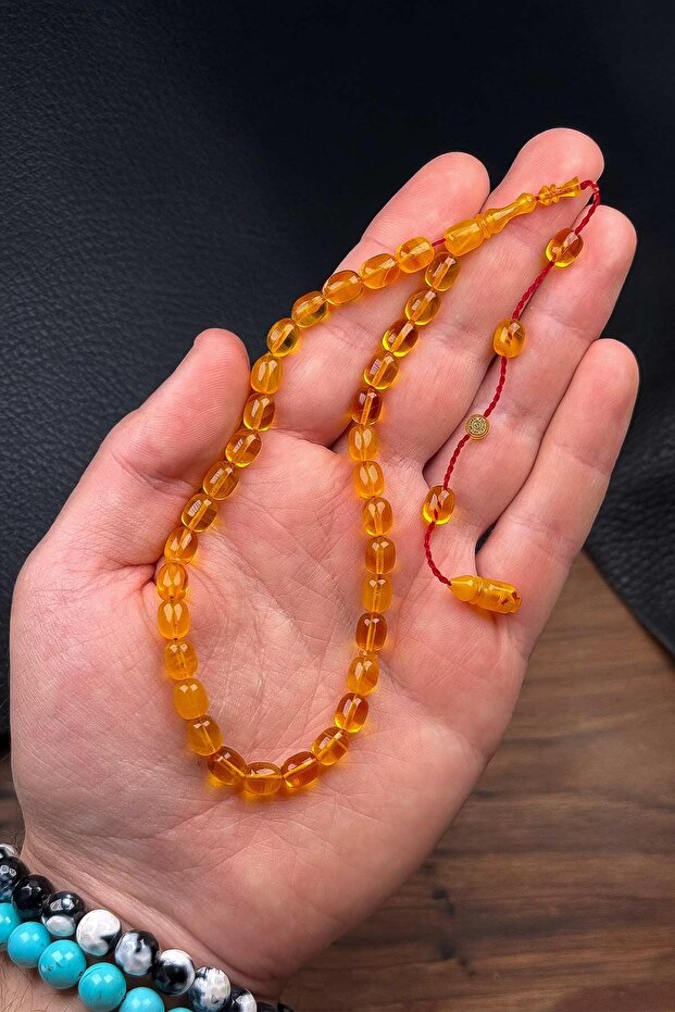 سبحة من العنبر مختومة بحجم صغير