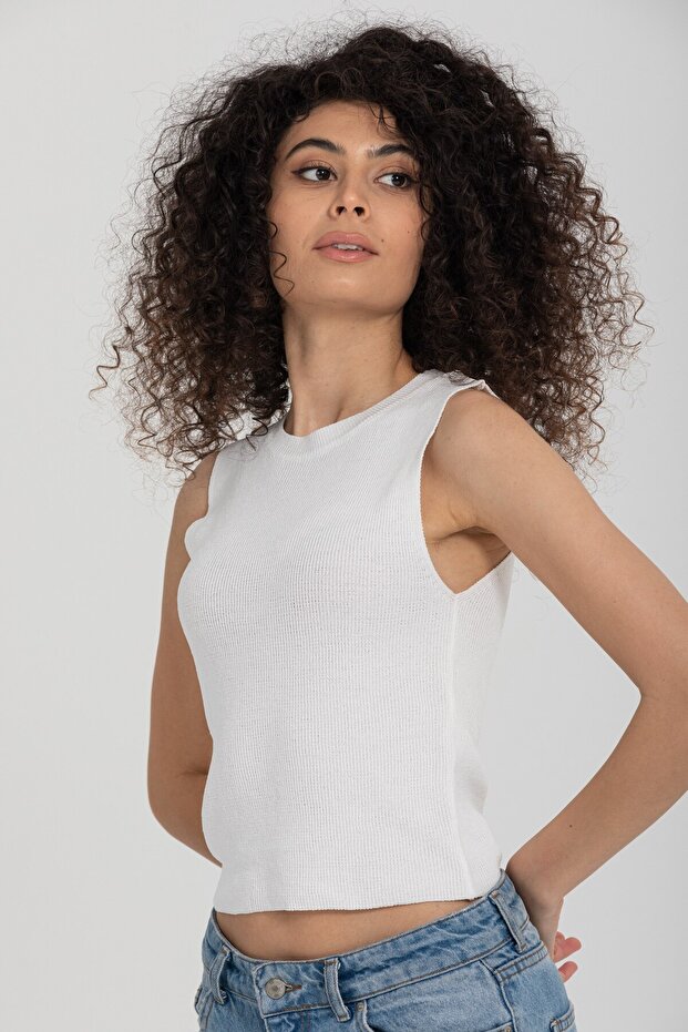 Basic Beyaz Kolsuz Crop Kadın Triko - 4