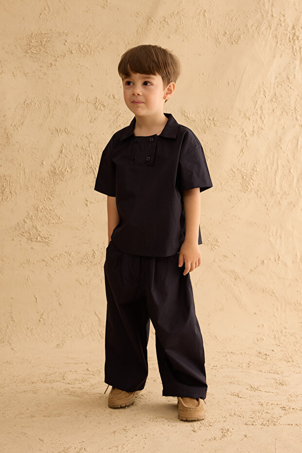 قميص مزدوج الأزرار باللون الأزرق الداكن - 2