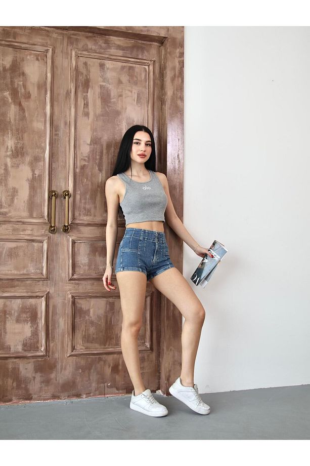 Dikiş detaylı Mini Denim Şort - 4