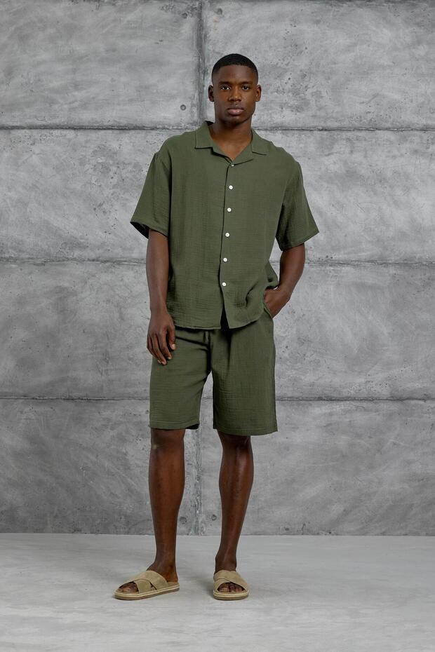 شورت موسلين أساسي باللون الأخضر - 3