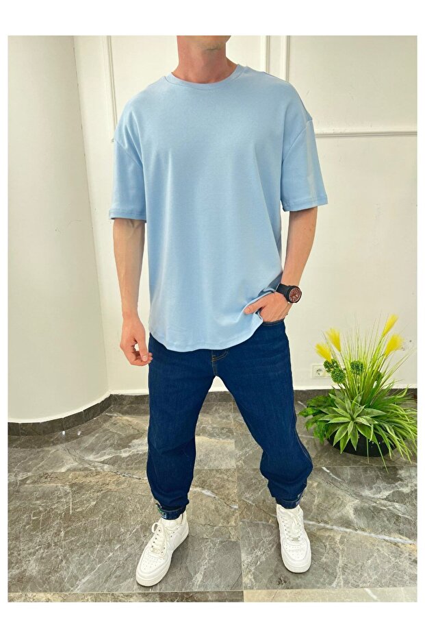 Овальний виріз Basic Блакитна футболка - 1