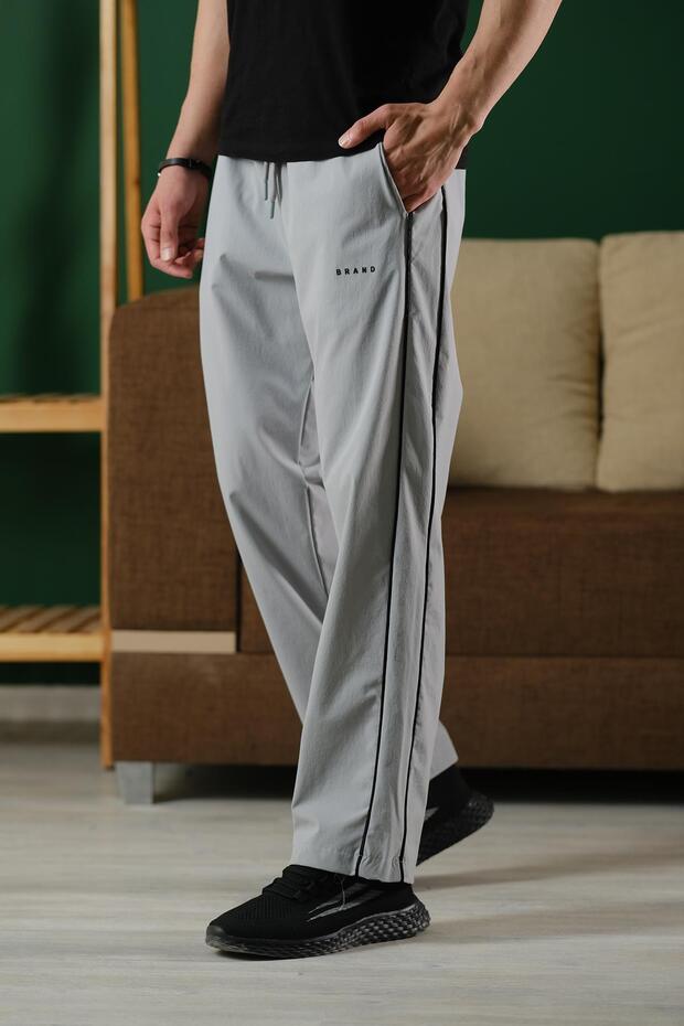 Brand Relaxed Cut Court Parachute Stripe Outdoor Men's Tracksuit Bottom