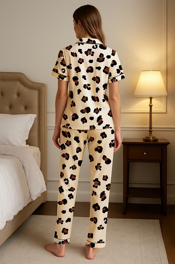 Leopar Baskılı Düğmeli Yazlık Pijama Takımı - 4