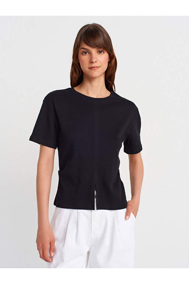 31874 100% Cotton Slit Detailed T-Shirt-Black