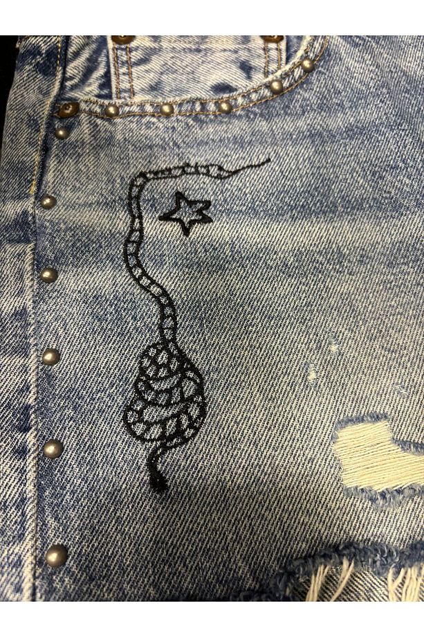 Lev!s Yılan Desenli Mini Kot Şort - 5
