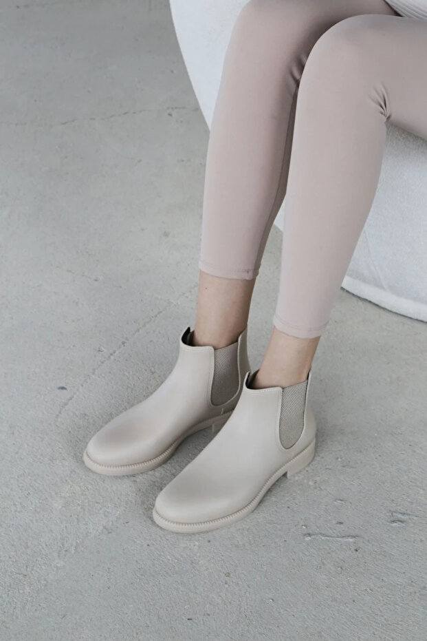 Karel Bej Yağmur Botu - 3