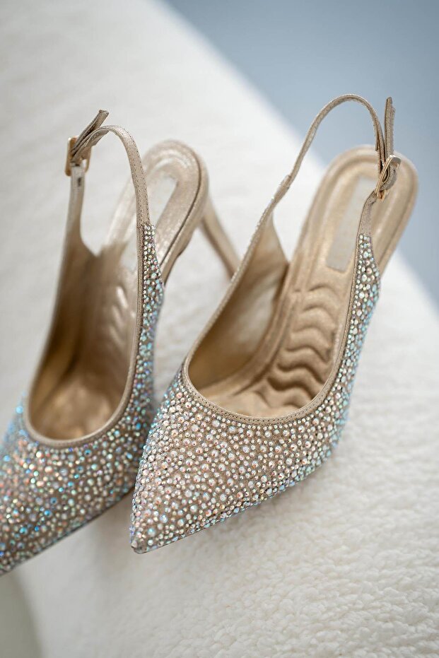 Budapest Pearl Stone Heeled Evening Dress Shoes Gold