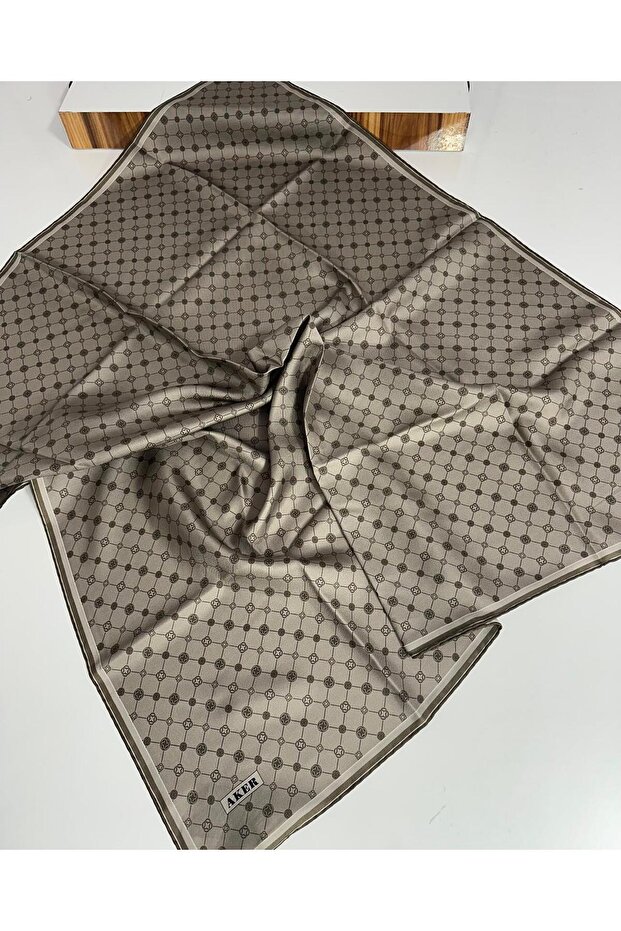 وشاح حريري منقوش بشعار - ربيع - صيف - 1