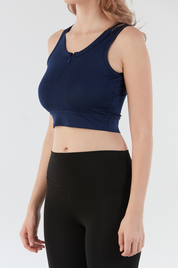 جسم قصير أساسي بسحاب أمامي - 5