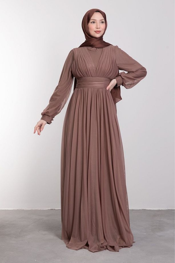 Minimalist Sıralı Piliseli Tesettür Abiye Sütlü Kahve - 2