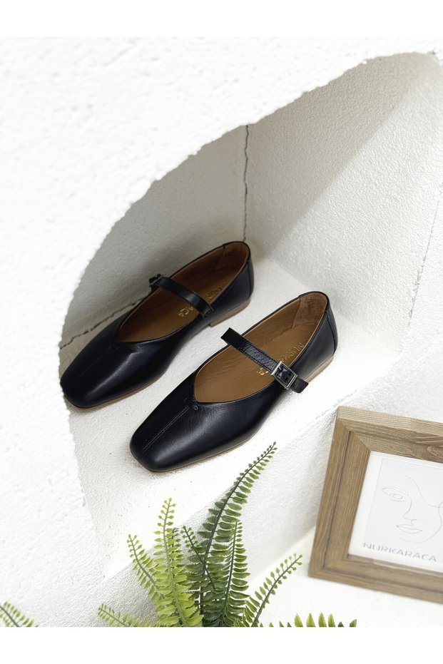25Y1387 Buckle Detail Genuine Leather Cut Toe Ballet Shoes for Women