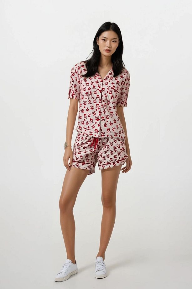Kadın Ekru Cherry Desenli Bebe Yaka Kısa Kol Şort Pijama Takımı - 1