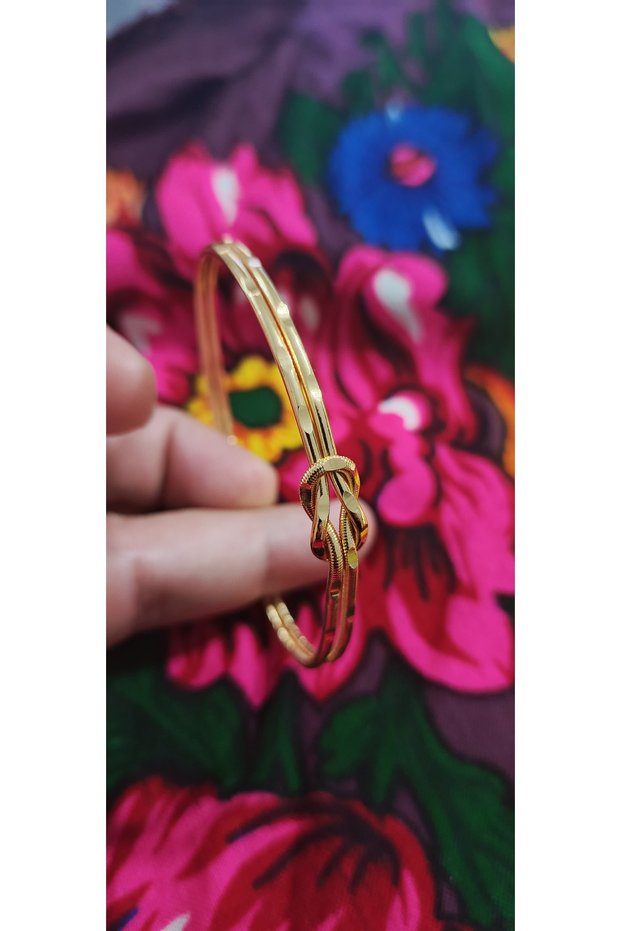Nurtaki Love Knot Gold Color Plated Steel Bracelet