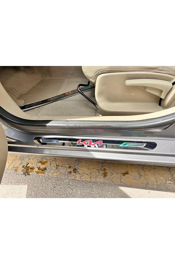 Fiat Hologram Logolu Araca Özel Marka Logolu Aynalı Kapı Eşiği Koruyucu Yapıştırma 4'lü Set - 7