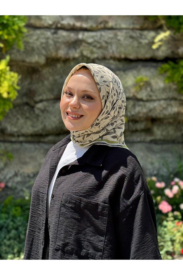 وشاح نسائي من القطن بنقشة ملونة ناعمة