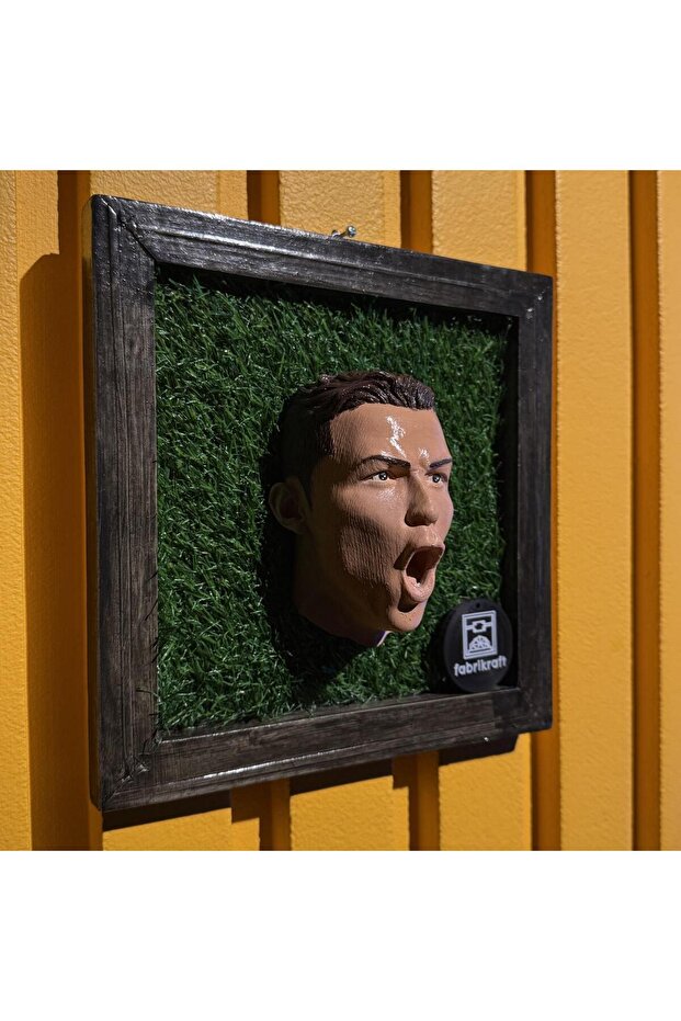 C.RONALDO 3D TABLO FİGÜR - 3