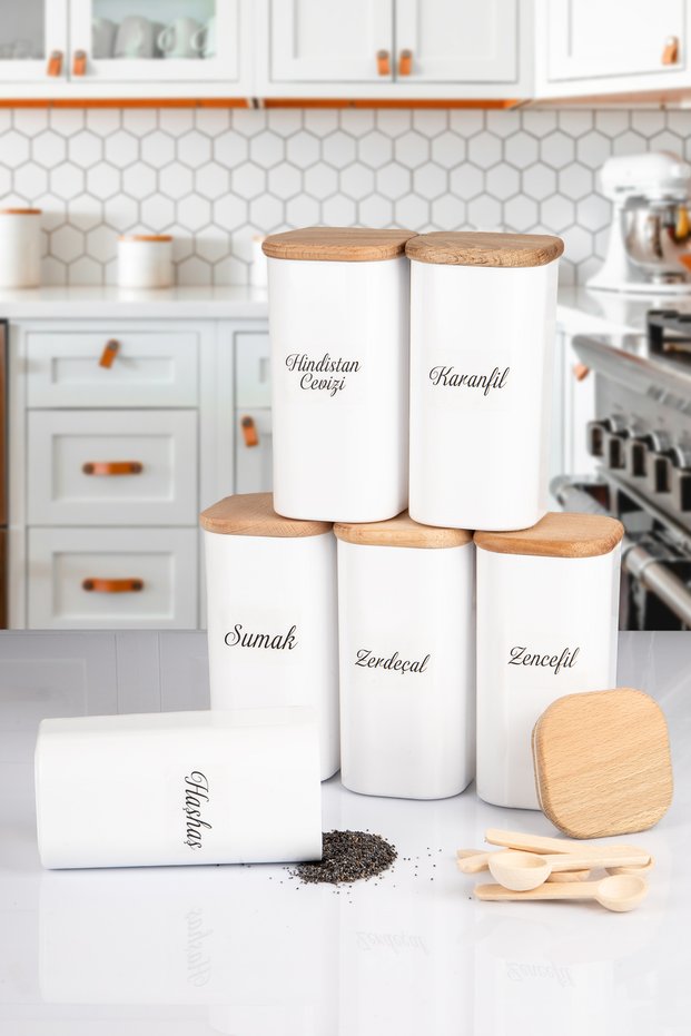 6-Piece Natural Wooden Vacuumed Porcelain-Looking Acrylic Spice Jar with Lid 300ml with Label and Spoon