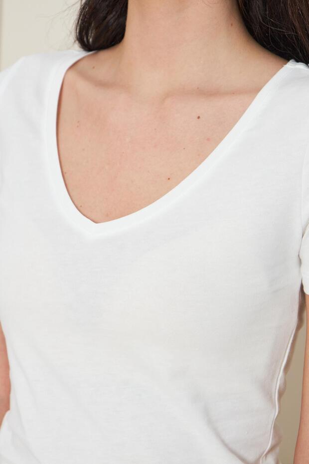 Essential V Yaka Beyaz Basic - 6