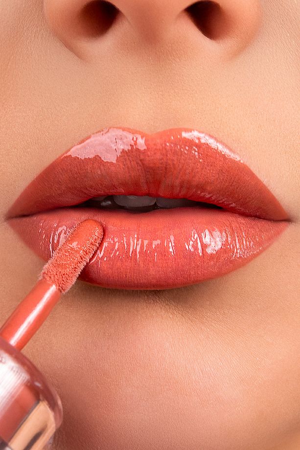 Baby Balmy Serum Gloss - Dudak Parlatıcısı Ve Dudak Bakımı 32 Dune - 3.2 ml - 3