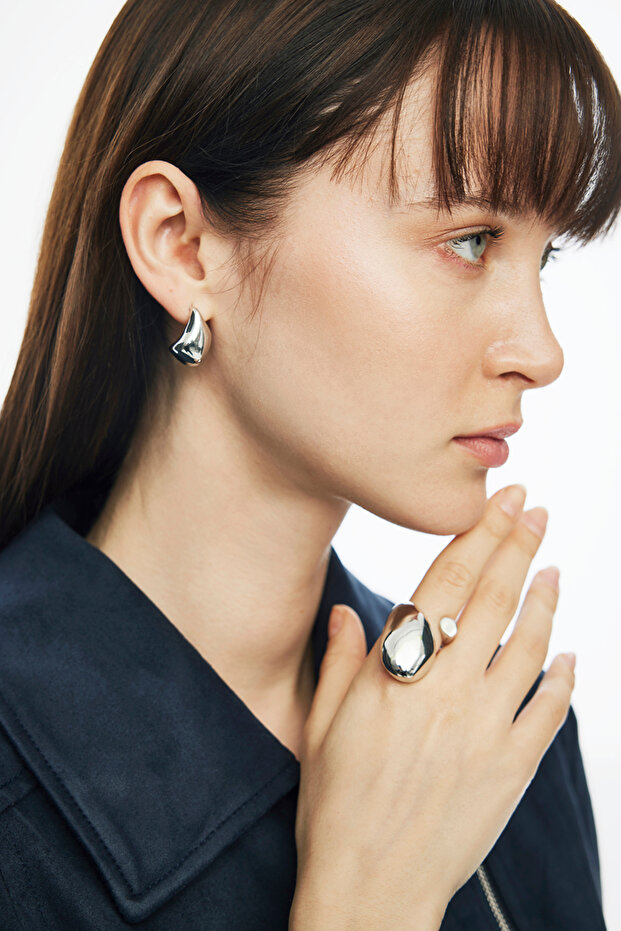 خاتم فضي اللون - 1