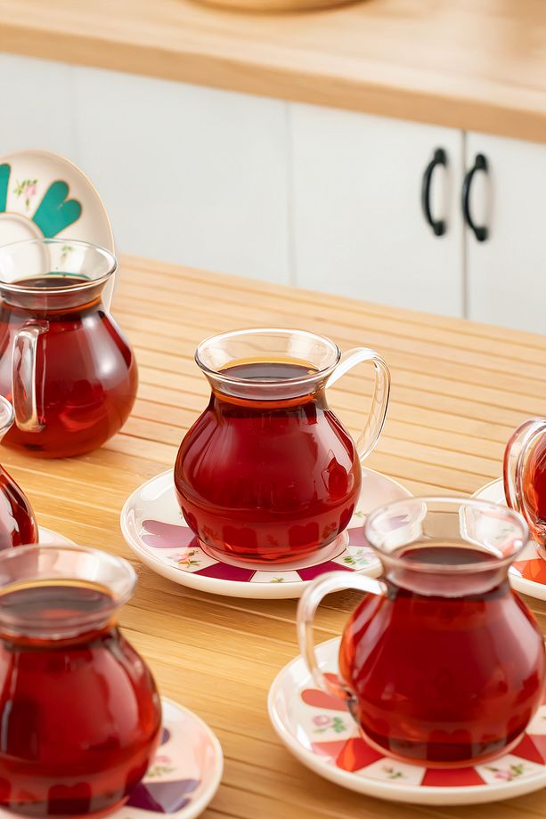 17901 Beyoğlu 12 Parça 6 Kişilik Çay Seti – Cam Kulplu Bardak ve Porselen Çay Tabağı Takımı 210 ml - 3