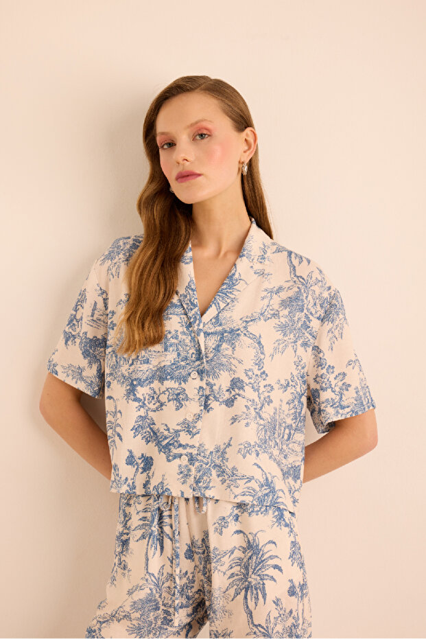 بيجامة من الكتان الفيسكوني المزخرف، بأزرار أمامية - 5