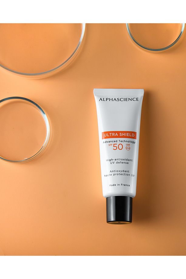 Ultra Shield Spf 50, Uva 20, Pa Suya Dayanıklı Geniş Spektrumlu Güneş Koruyucu - 6