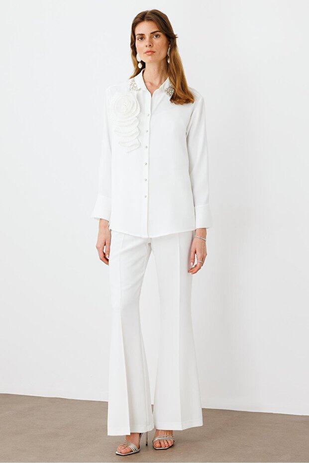 Modailgi Yakası Taş Detaylı Pliseli Rahat Kesim Gömlek Ekru - 4