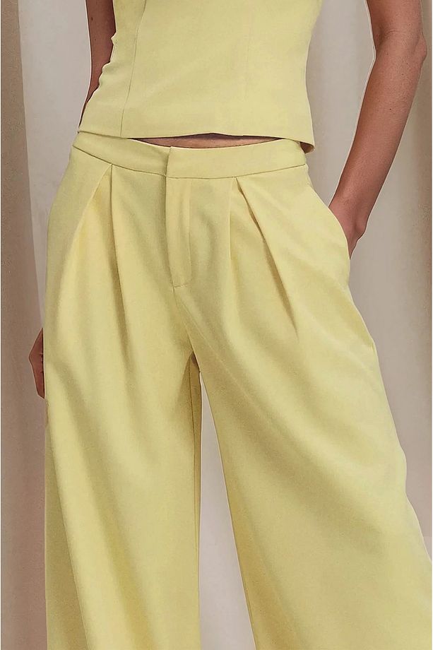 Plise Detaylı Normal Bel Geniş Paça Uzun Pantolon - 3