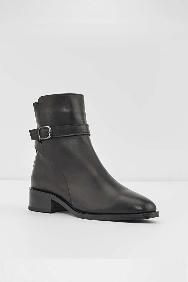 Nome-tr - Siyah Kadın Bot - 4